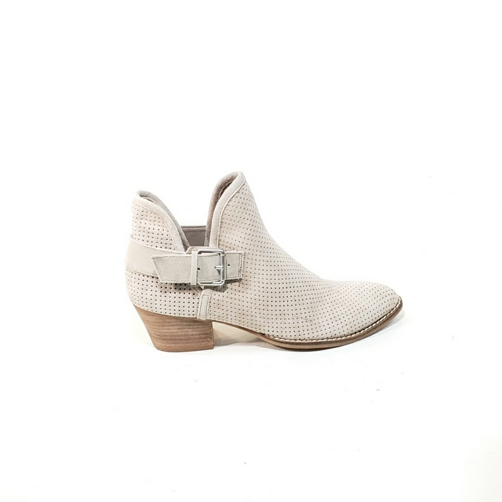 Dolce Vita Simon Booties Pointed Toe Perforated Ta - image 6